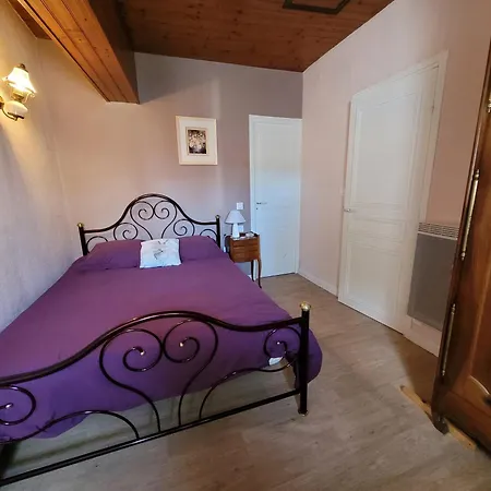 Charmante Maison De *